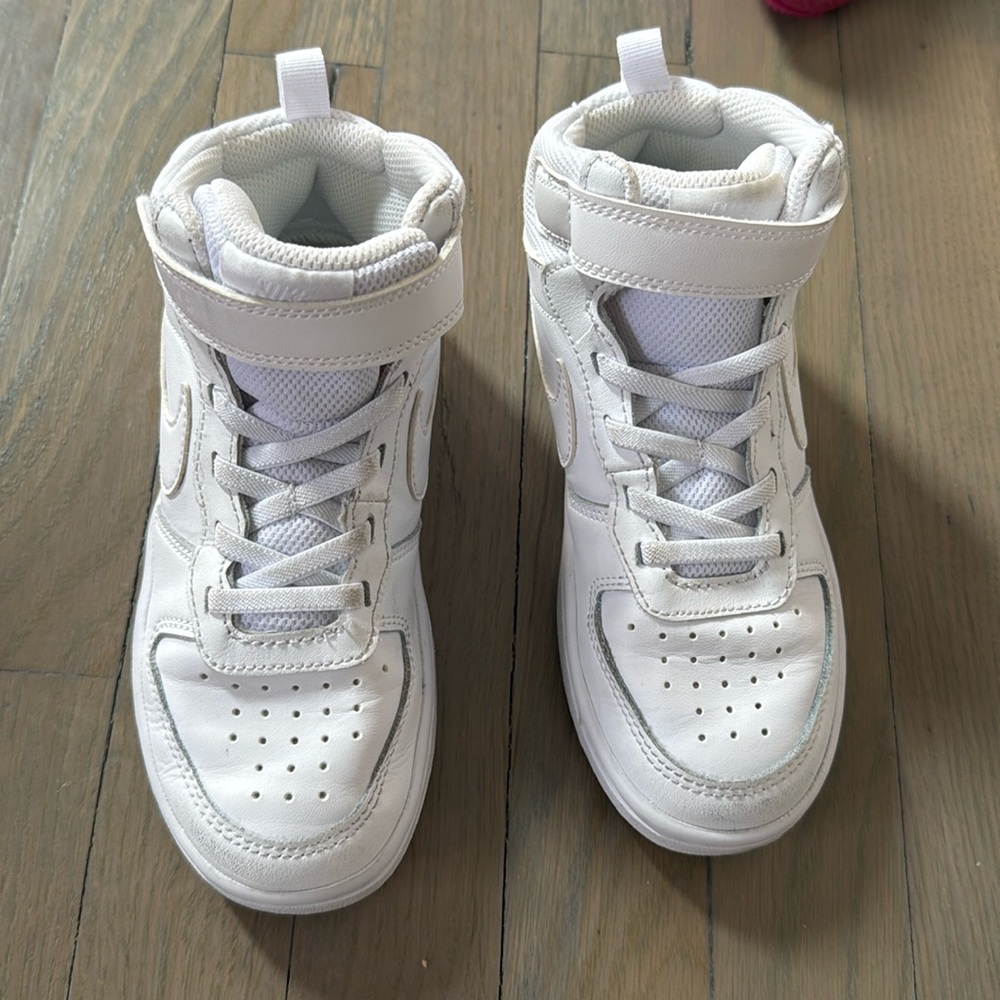 Nike Court Borough Mid 2 Size 13